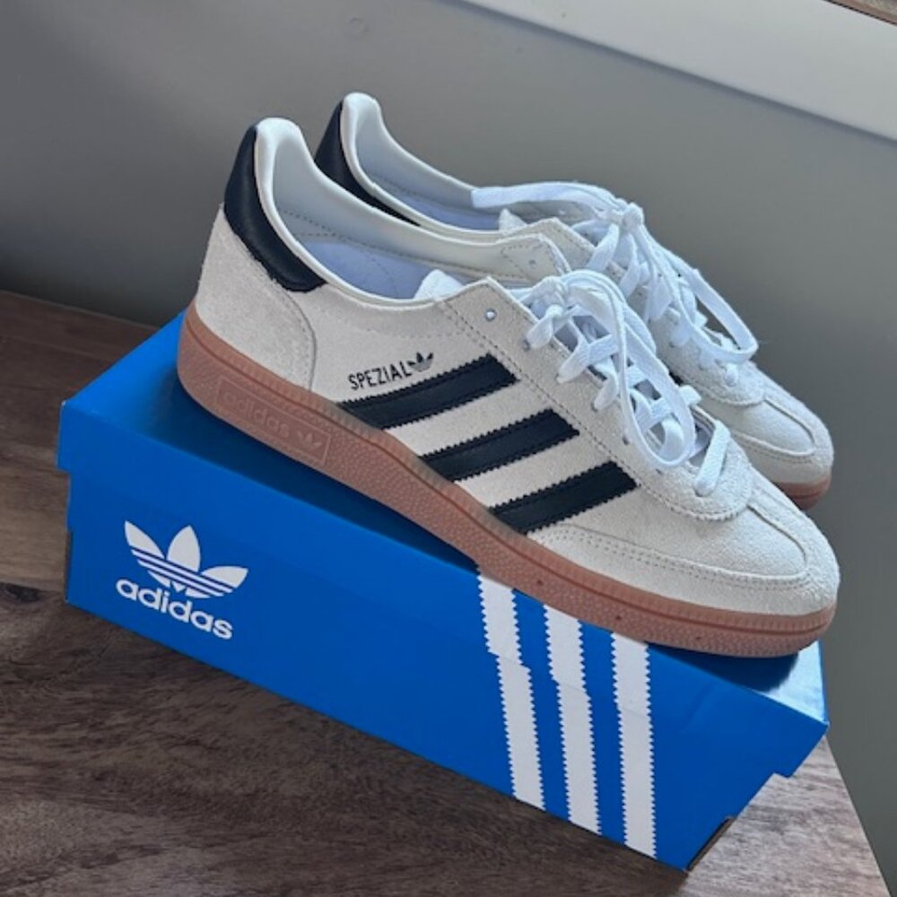 Adidas Women's Handball Spezial Aluminum Black Gum Sneakers Shoes Size 7